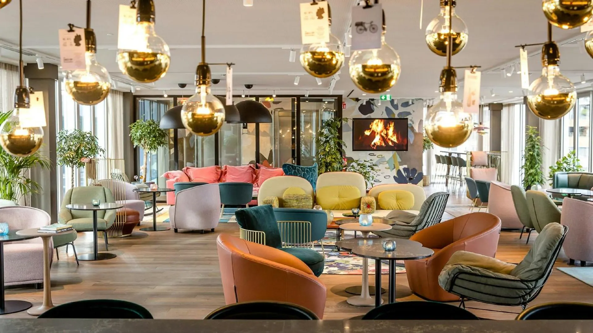Im Herzen Rotterdams: 11 Zentrale Hotels im Centrum Verglichen